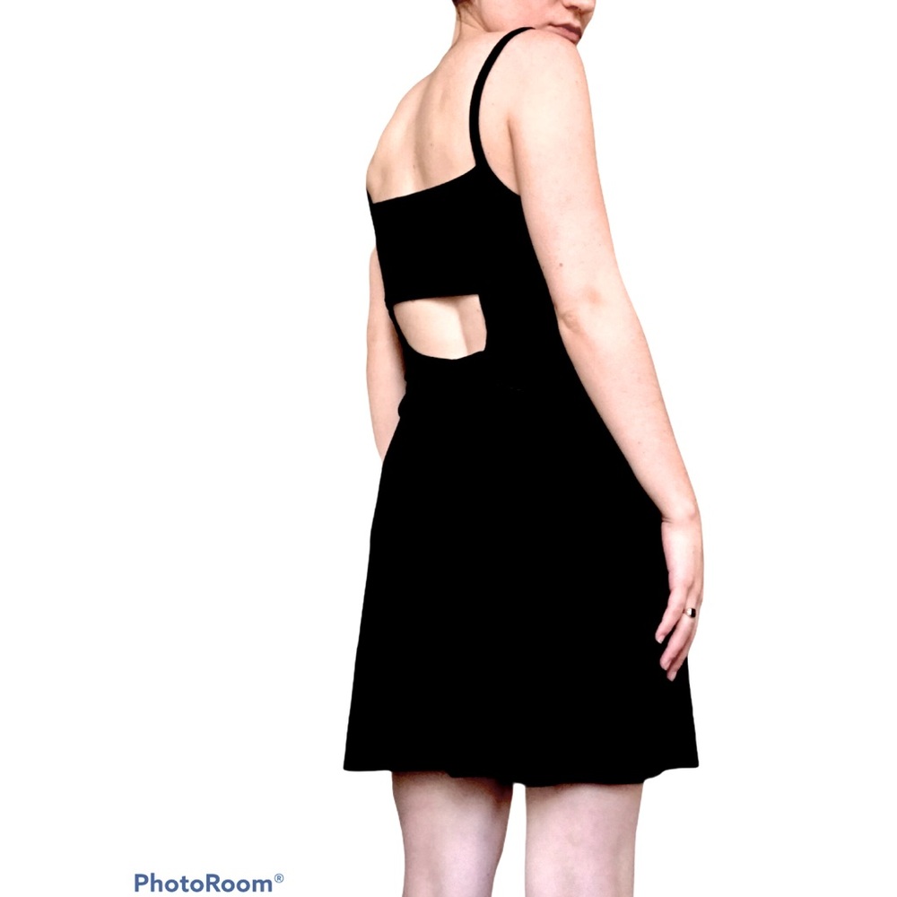 Velvet Spaghetti-strap Dress - Picture 2 of 6